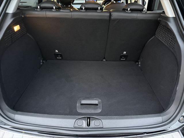 500X ブラックタイ SDナビ フルセグTV ブルーレイ再生 バックカメラ スマートキー 禁煙車 本革シート 衝突軽減ブレーキ Bluetooth レーダークルーズコントロール HIDヘッドライト シートヒーター(9枚目)