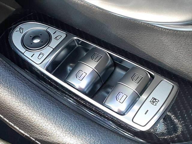 ���p���[�E�B���h�E