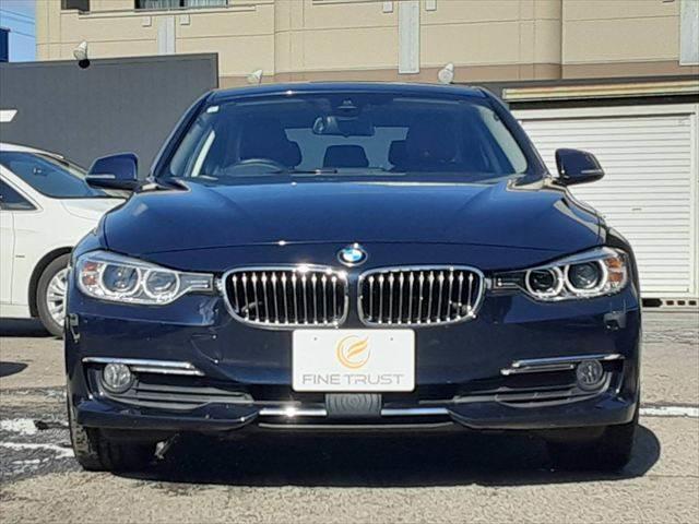 ３シリーズ ３２０ｄ　ラグジュアリー　キャメルレザーシート　アダプティブクルーズコントロール　純正ＨＤＤナビ　バックカメラ　Ｂｌｕｅｔｏｏｔｈ　禁煙車　衝突軽減ブレーキ　シートヒーター　パワーシート　クリアランスソナー　ＨＩＤヘッドライト（14枚目）