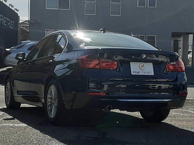 ３シリーズ ３２０ｄ　ラグジュアリー　キャメルレザーシート　アダプティブクルーズコントロール　純正ＨＤＤナビ　バックカメラ　Ｂｌｕｅｔｏｏｔｈ　禁煙車　衝突軽減ブレーキ　シートヒーター　パワーシート　クリアランスソナー　ＨＩＤヘッドライト（19枚目）