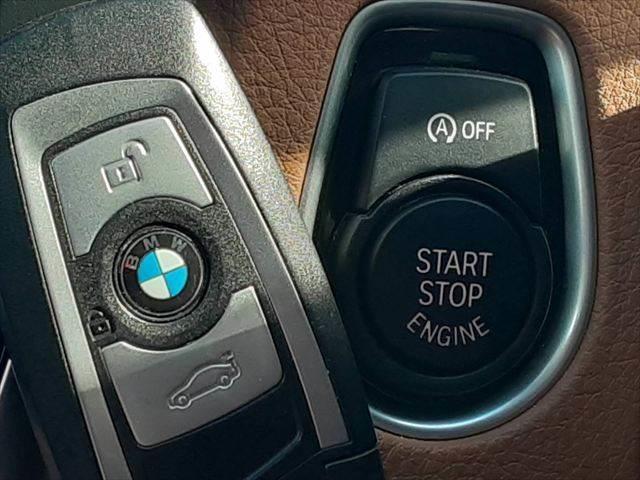 ３シリーズ ３２０ｄ　ラグジュアリー　キャメルレザーシート　アダプティブクルーズコントロール　純正ＨＤＤナビ　バックカメラ　Ｂｌｕｅｔｏｏｔｈ　禁煙車　衝突軽減ブレーキ　シートヒーター　パワーシート　クリアランスソナー　ＨＩＤヘッドライト（45枚目）