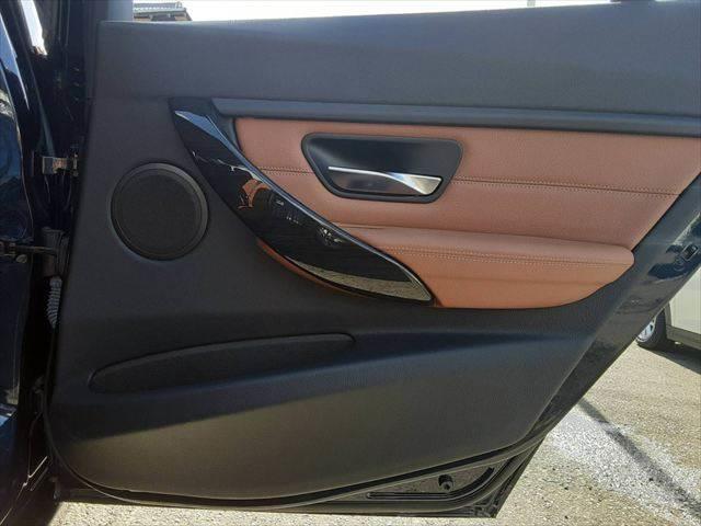 ３シリーズ ３２０ｄ　ラグジュアリー　キャメルレザーシート　アダプティブクルーズコントロール　純正ＨＤＤナビ　バックカメラ　Ｂｌｕｅｔｏｏｔｈ　禁煙車　衝突軽減ブレーキ　シートヒーター　パワーシート　クリアランスソナー　ＨＩＤヘッドライト（56枚目）