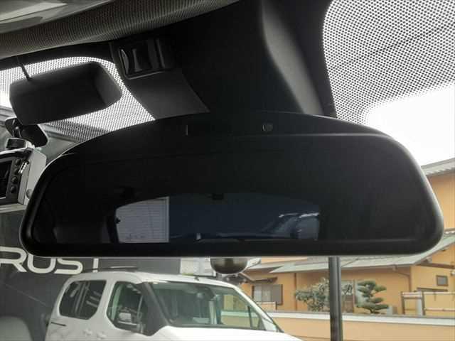 �����[���~���[