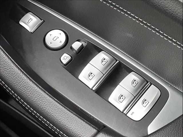 Ｘ３ ｘＤｒｉｖｅ　２０ｄ　Ｘライン　黒革スポーツシート　アラウンドビューモニター　アダプティブクルーズコントロール　パワーバックドア　インテリジェントセーフティ　禁煙車　純正ＨＤＤナビ　シートヒーター付パワーシート　ＬＥＤヘッドライト（50枚目）