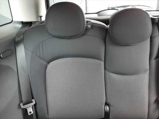 ＭＩＮＩ クーパー　中期型　ペッパーパッケージ　純正ＨＤＤナビ　ＬＥＤヘッドライト　オプション純正１７インチアルミホイール　禁煙車　インテリジェントセーフティ　パーキングディスタンスコントロール　バックカメラ（46枚目）