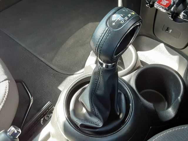 ���V�t�g����