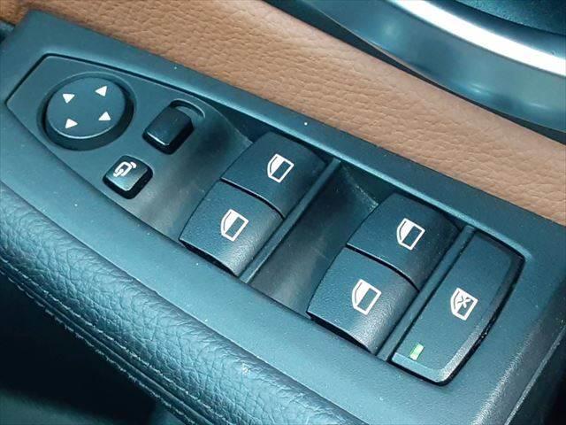 ���p���[�E�B���h�E