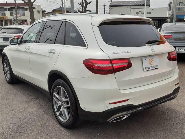 ＧＬＣ２２０ｄ　４マチックスポーツ　本革仕様グレード　パノラミックスライディングルーフ　ブルメスターサウンドＳ　ディーゼルターボ　全方位カメラ　ヘッドアップディスプレイ　全席シートヒーター　禁煙車(11枚目)