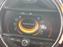 ＭＩＮＩ クーパー　ＬＥＤヘッドライト　純正ＨＤＤナビ　バックカメラ　Ｂｌｕｅｔｏｏｔｈ　ＭＴモード付オートマチックシフト　禁煙車　キーレスエントリー　純正１５インチアルミホイール　ミュージックサーバー（5枚目）
