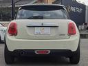 クーパー　ＬＥＤヘッドライト　純正ＨＤＤナビ　バックカメラ　Ｂｌｕｅｔｏｏｔｈ　ＭＴモード付オートマチックシフト　禁煙車　キーレスエントリー　純正１５インチアルミホイール　ミュージックサーバー（17枚目）
