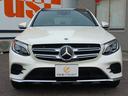 ＧＬＣ２２０ｄ　４マチックスポーツ（本革仕様）　ナビ　ＴＶ　パノラミックスライディングルーフ　ブルメスターサウンド　レーダーセーフティＰＫＧ　ヘッドアップディスプレイ　全席シートヒーター　パワーバックドア　全方位カメラ　禁煙車(3枚目)