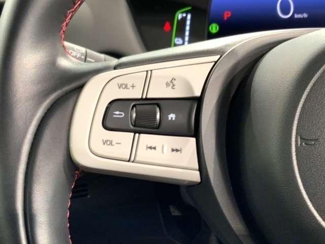 e:HEVホーム 20周年特別仕様車 カーサ 禁煙 新車保証継承 Navi BTaudio ipod/USB接続可/フルセグTV リアカメラ 衝突軽減装置 サイドカ-テンSRS ETC LEDライト シ-トヒ-タ- 純正アルミ 緊急レスキュ-装置(12枚目)