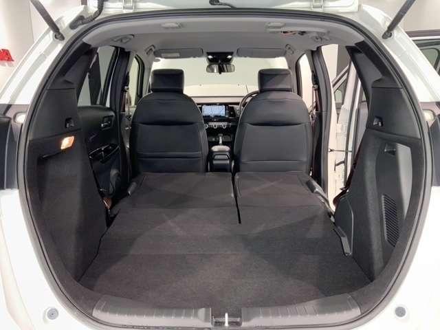 e:HEVホーム 20周年特別仕様車 カーサ 禁煙 新車保証継承 Navi BTaudio ipod/USB接続可/フルセグTV リアカメラ 衝突軽減装置 サイドカ-テンSRS ETC LEDライト シ-トヒ-タ- 純正アルミ 緊急レスキュ-装置(21枚目)