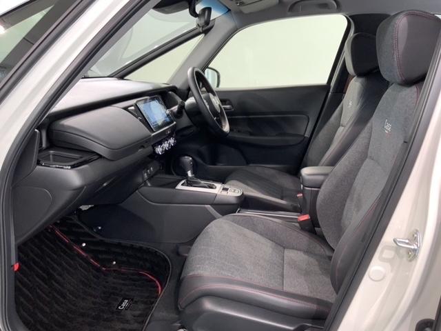 e:HEVホーム 20周年特別仕様車 カーサ 禁煙 新車保証継承 Navi BTaudio ipod/USB接続可/フルセグTV リアカメラ 衝突軽減装置 サイドカ-テンSRS ETC LEDライト シ-トヒ-タ- 純正アルミ 緊急レスキュ-装置(37枚目)