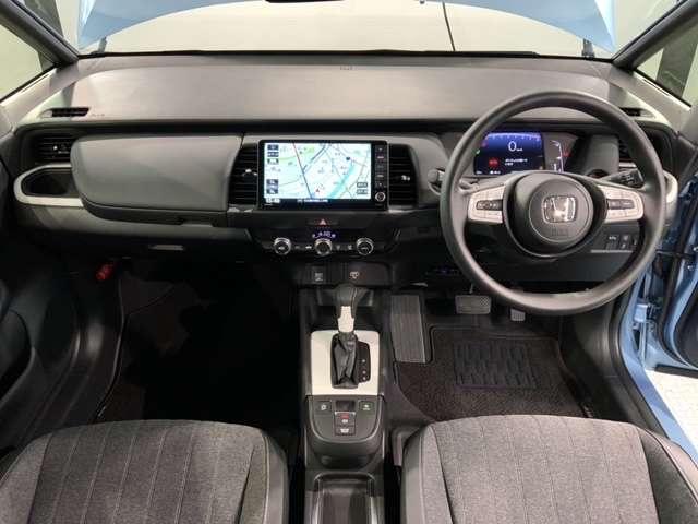 ホーム 禁煙 新車保証継承 純正Navi BTaudio ipod/USB/フルセグDVD Rカメラ 衝突軽減装置 サイドSRS ETC LEDライト スマ-トキ- ステリモ クル-ズ機能 緊急レスキュ-装置(12枚目)