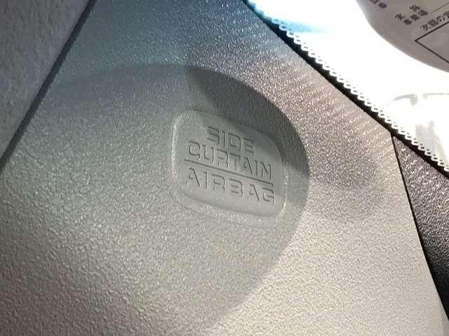 ホーム 禁煙 新車保証継承 純正Navi BTaudio ipod/USB/フルセグDVD Rカメラ 衝突軽減装置 サイドSRS ETC LEDライト スマ-トキ- ステリモ クル-ズ機能 緊急レスキュ-装置(17枚目)