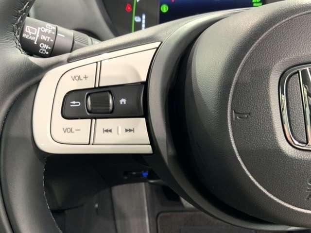 e:HEVホーム 禁煙 新車保証継承 純正Navi BTaudio ipod/USB接続/フルセグDVD Rカメラ 衝突軽減 サイドカ-テンSRS ETC LEDライト スマ-ト鍵 クル-ズCR 緊急レスキュ-装置(12枚目)
