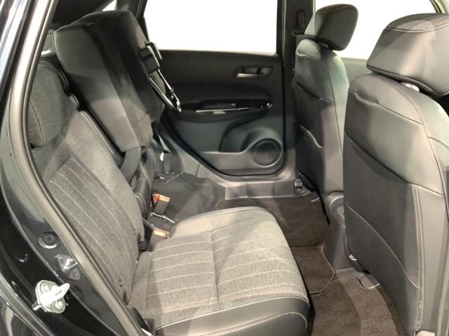 e:HEVホーム 禁煙 新車保証継承 純正Navi BTaudio ipod/USB接続/フルセグDVD Rカメラ 衝突軽減 サイドカ-テンSRS ETC LEDライト スマ-ト鍵 クル-ズCR 緊急レスキュ-装置(41枚目)
