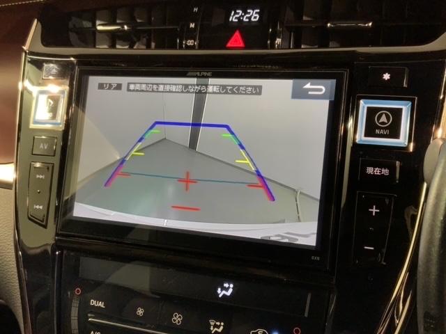 プレミアム　最長５年保証　禁煙車　１オーナー　衝突軽減ブレーキ　社外９型ナビ　フルセグ　Ｒカメラ　ＥＴＣ　Ｂｌｕｅｔｏｏｔｈ　パワーバックゲート　パワーシート　４ＷＤ　ＬＥＤライト　フォグ　パワーゲート(5枚目)