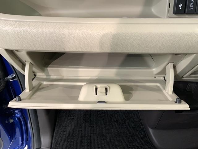 自社商品化センターにて内外装のクリーニングを実施しております！