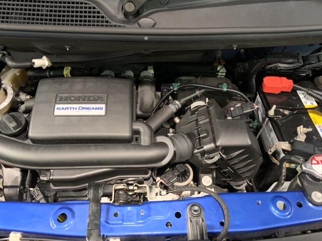 自社商品化センターにて内外装のクリーニングを実施しております！