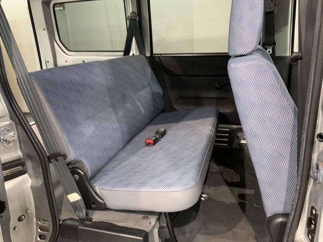 アクティバン ＳＤＸ　１年保証キーレススペアキー　記録簿あり　運転席助手席エアバッグ　エアコン付き　ＳＲＳ　パワーステアリング付き　キ－レス　４ＷＤ　前席パワーウィンドウ（18枚目）