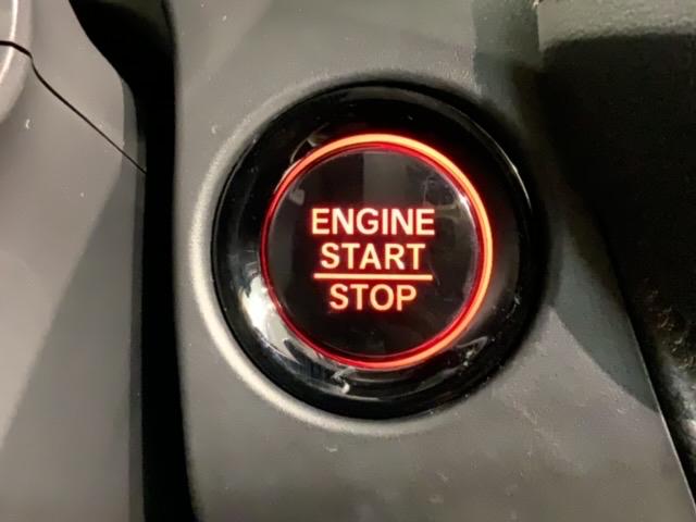 ＺＲ－Ｖ Ｚ　ＨｏｎｄａＳＥＮＳＩＮＧ革シ－ト２年保証　バックカメラ　衝突被害軽減ブレーキ　アラウンドビューモニター　サイドカーテンエアバック　フルセグ　横滑り防止装置　黒革シート　オートクルーズコントロール（14枚目）