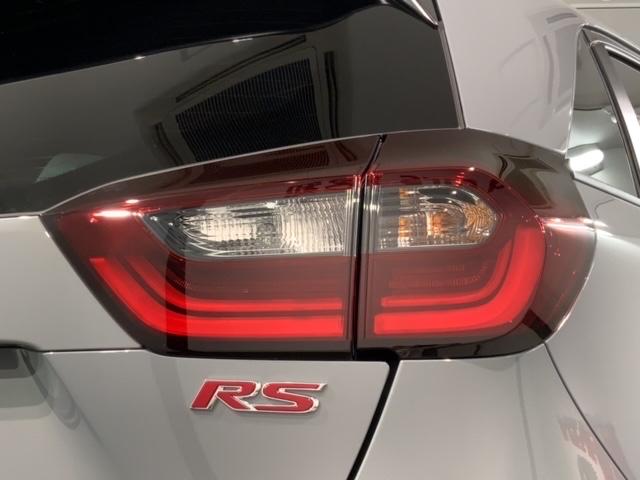 フィット RS HSENSING新車保証試乗車ワンオーナー USBポート イモビライザー 地デジフルセグ リアカメラ LEDヘッドライト DVD再生 エアコン ETC車載器 キーレス スマートキー 横滑防止装置(45枚目)