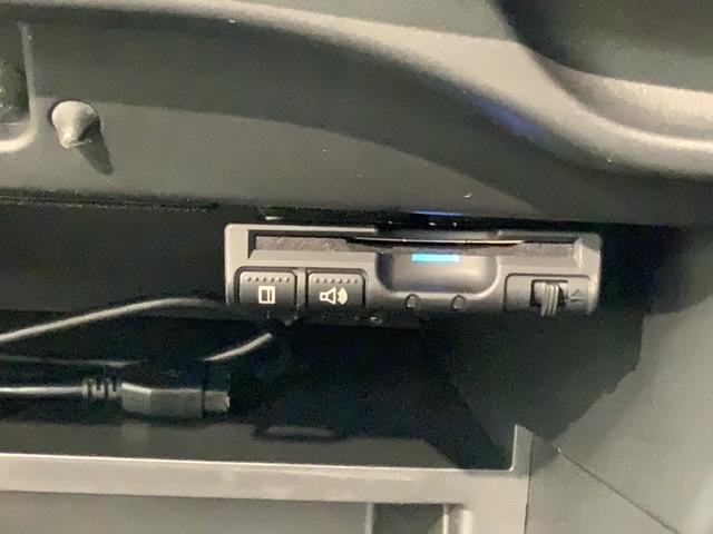ノート e-パワーX 最長5年保証 ワンオ-ナ- ナビ TV USB接続 360°カメラ 横滑防止装置 記録簿付 Rカメラ 運転席助手席エアバック 地デジ AUTOエアコン 1オーナー DVD再生 盗難防止システム ABS(12枚目)