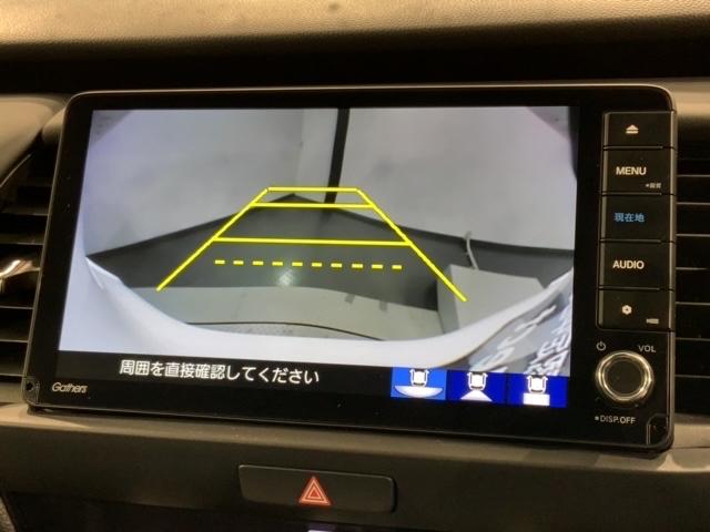 フィット ｅ：ＨＥＶホーム　ＨＳＥＮＳＩＮＧ新車保証試乗車ワンオーナー　前後誤発進抑制機能　助手席エアバッグ　運転席エアバッグ　１オナ　ＬＥＤライト　ＵＳＢ接続　バックカメラ　ＡＢＳ　サイドエアバッグ　オートクルーズコントロール（7枚目）