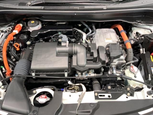 フィット ｅ：ＨＥＶホーム　ＨＳＥＮＳＩＮＧ新車保証試乗車ワンオーナー　前後誤発進抑制機能　助手席エアバッグ　運転席エアバッグ　１オナ　ＬＥＤライト　ＵＳＢ接続　バックカメラ　ＡＢＳ　サイドエアバッグ　オートクルーズコントロール（44枚目）