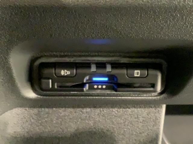 N-BOXカスタム ターボコーディネートスタイル HSENSING新車保証試乗車ワンオーナー 両側電動ドア Rカメラ クルコン スマートキ- パワーステアリング ETC VSA セキュリティ エアコン LEDライト パワーウィンドウ USB 記録簿(13枚目)