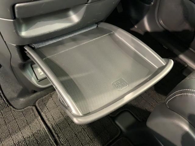 フリード+ G・ホンダセンシング 最長5年保証 ワンオ-ナ- ナビVXM-204VFi TV Rカメラ CD録音 BTオ-ディオ DVD ドラレコ ETC LEDライト 両側電動ドア VSA クルコン アルミ スマ-トキ- スペアキ-(26枚目)