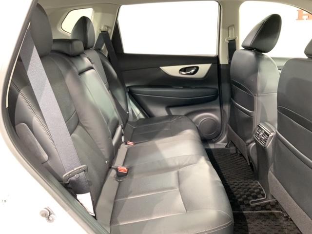 エクストレイル モード・プレミアオーテック30thアニバーサリー 革シ-ト 1年保証 純正ナビ TV Rカメラ CD録音 BTオ-ディオ DVD Rモニタ- ETC LEDライト 横滑り防止 シ-トヒ-タ- アルミ スマ-トキ- スペアキ- 盗難防止装置 整備記録簿(19枚目)