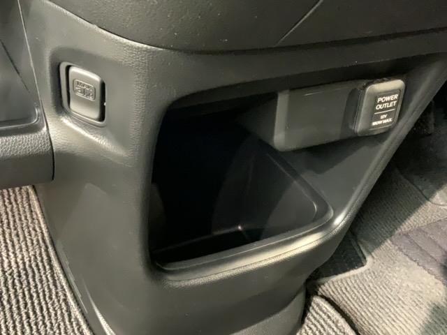 N-ONE プレミアム 1年保証 ワンオ-ナ- ナビVXM-128VS TV Rカメラ DVD ドラレコ ETC HID フォグライト VSA アルミ スマ-トキ- スペアキー 盗難防止装置 整備記録簿 ドアバイザ- AAC(28枚目)