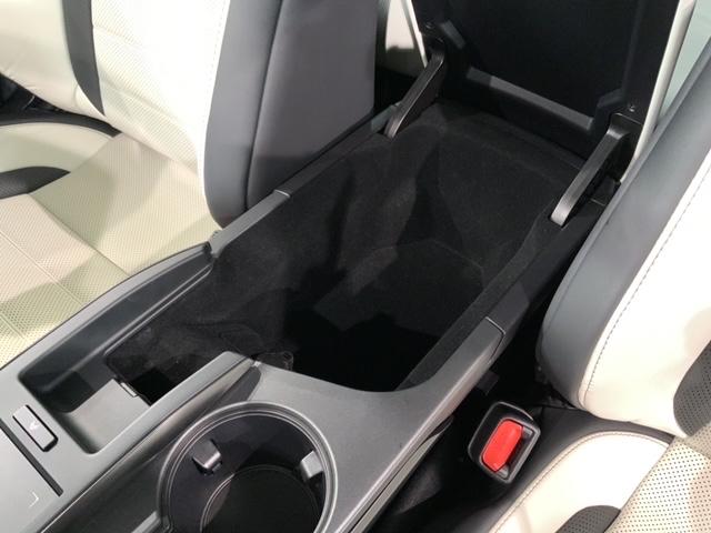 ＩＳ ＩＳ３５０Ｆスポーツ　革シート　最長５年保証　純正ナビ　ＴＶ　Ｒカメラ　ＢＴオ－ディオ　ＤＶＤ　衝突軽減Ｂ　ＥＴＣ　ＬＥＤライト　横滑り防止　シ－トヒ－タ－　クルコン　アルミ　スマ－トキ－　スペアキー　盗難防止装置ＡＡＣ（27枚目）