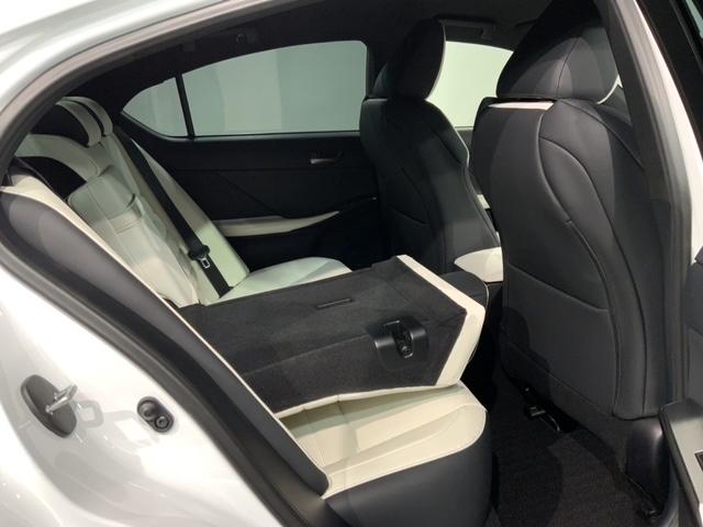 ＩＳ ＩＳ３５０Ｆスポーツ　革シート　最長５年保証　純正ナビ　ＴＶ　Ｒカメラ　ＢＴオ－ディオ　ＤＶＤ　衝突軽減Ｂ　ＥＴＣ　ＬＥＤライト　横滑り防止　シ－トヒ－タ－　クルコン　アルミ　スマ－トキ－　スペアキー　盗難防止装置ＡＡＣ（32枚目）