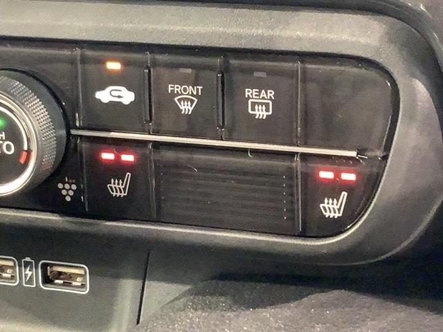 Ｎ－ＷＧＮカスタム Ｌ　Ｈ　ＳＥＮＳＩＮＧ　新車保証　試乗車　ワンオーナー　ナビＶＸＭ－２４５ＺＦＥｉ　ＴＶ　Ｒカメラ　ＢＴオ－ディオ　シートヒーター　ＥＴＣ　ＬＥＤライト　ＶＳＡ　クルコン　アルミ　フォグ　スマートキー（12枚目）