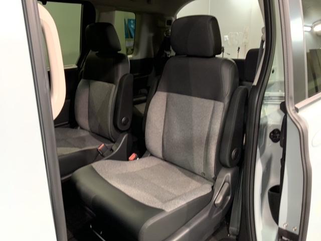 フリード エアーＥＸ　Ｈ　ＳＥＮＳＩＮＧ　新車保証　試乗車　ワンオーナー　ナビＬＸＭ－２４２ＺＦＮｉ　ＴＶ　Ｒカメラ　ＢＴオ－ディオ　ＥＴＣ　ＬＥＤライト　ＶＳＡ　両側電動ドア　シートヒーター　クルコン　アルミ　フォグ（32枚目）