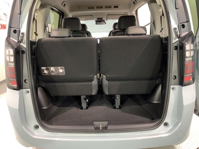 フリード エアーＥＸ　Ｈ　ＳＥＮＳＩＮＧ　新車保証　試乗車　ワンオーナー　ナビＬＸＭ－２４２ＺＦＮｉ　ＴＶ　Ｒカメラ　ＢＴオ－ディオ　ＥＴＣ　ＬＥＤライト　ＶＳＡ　両側電動ドア　シートヒーター　クルコン　アルミ　フォグ（37枚目）