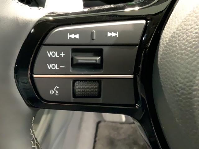 ＺＲ－Ｖ ｅ：ＨＥＶＺ　ＢＳＩレス　Ｈ　ＳＥＮＳＩＮＧ　革シ－ト　最長５年保証　ワンオ－ナ－　純正ナビ　ＴＶ　Ｒカメラ　マルチビュ－ＢＴオ－ディオ　ＥＴＣ　ＬＥＤライト　ＶＳＡ　シ－トヒ－タ－　クルコン　アルミ　スマ－トキ－（10枚目）