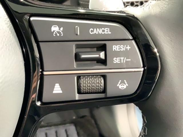 ＺＲ－Ｖ ｅ：ＨＥＶＺ　ＢＳＩレス　Ｈ　ＳＥＮＳＩＮＧ　革シ－ト　最長５年保証　ワンオ－ナ－　純正ナビ　ＴＶ　Ｒカメラ　マルチビュ－ＢＴオ－ディオ　ＥＴＣ　ＬＥＤライト　ＶＳＡ　シ－トヒ－タ－　クルコン　アルミ　スマ－トキ－（11枚目）