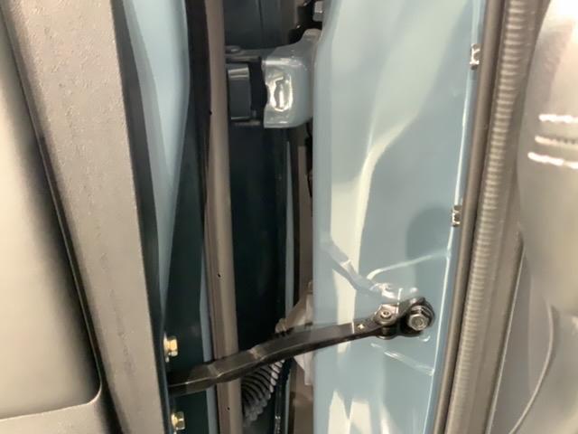 ＺＲ－Ｖ ｅ：ＨＥＶＺ　ＢＳＩレス　Ｈ　ＳＥＮＳＩＮＧ　革シ－ト　最長５年保証　ワンオ－ナ－　純正ナビ　ＴＶ　Ｒカメラ　マルチビュ－ＢＴオ－ディオ　ＥＴＣ　ＬＥＤライト　ＶＳＡ　シ－トヒ－タ－　クルコン　アルミ　スマ－トキ－（42枚目）