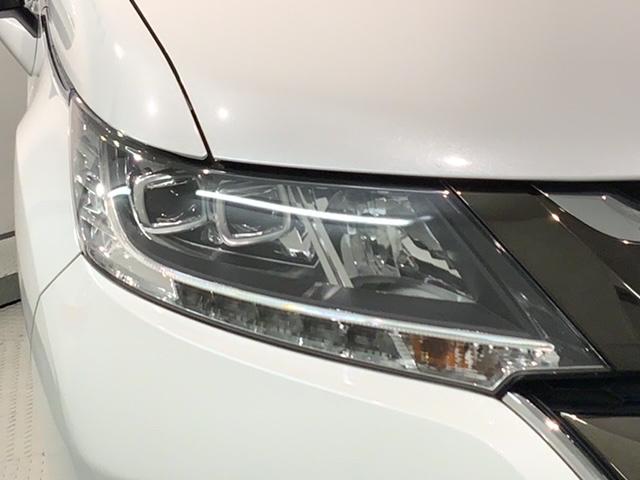 �k�d�c�w�b�h���C�g�́A�_���̏u�Ԃ���ő���ʂ𔭊����A�ˑR�Â��Ȃ�g���l���Ȃǂł̈��芴�����߂܂��B