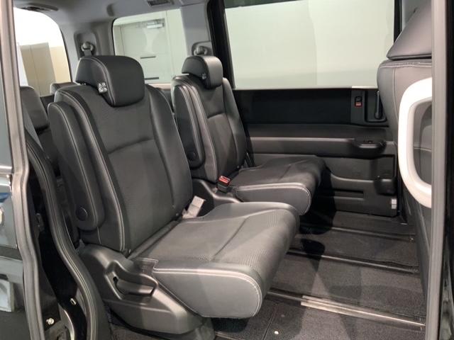 ステップワゴンスパーダ Ｚクールスピリット　１年保証　ワンオーナー　ナビＶＸＭ－１５５ＶＦＮｉ　ＴＶ　Ｒカメラ　ＣＤ録音　ＢＴオ－ディオ　ＤＶＤ　ＥＴＣ　ＨＩＤ　ＶＳＡ　両側電動ドア　クルコン　アルミ　フォグ　スマートキー　盗難防止装置　ＡＡＣ（18枚目）