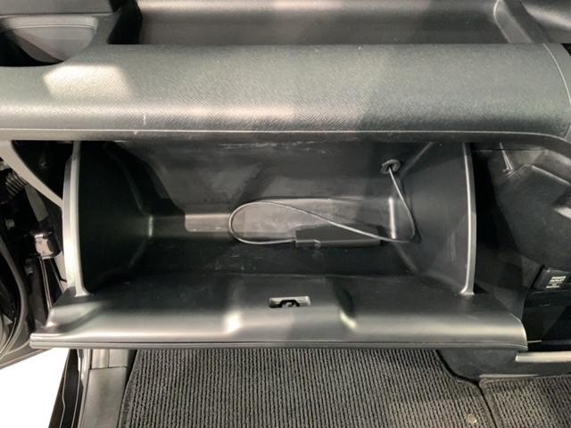 ステップワゴンスパーダ Ｚクールスピリット　１年保証　ワンオーナー　ナビＶＸＭ－１５５ＶＦＮｉ　ＴＶ　Ｒカメラ　ＣＤ録音　ＢＴオ－ディオ　ＤＶＤ　ＥＴＣ　ＨＩＤ　ＶＳＡ　両側電動ドア　クルコン　アルミ　フォグ　スマートキー　盗難防止装置　ＡＡＣ（25枚目）