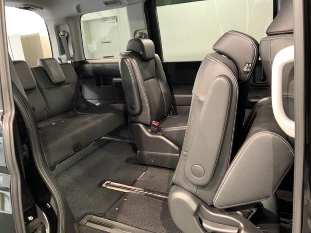 ステップワゴンスパーダ Ｚクールスピリット　１年保証　ワンオーナー　ナビＶＸＭ－１５５ＶＦＮｉ　ＴＶ　Ｒカメラ　ＣＤ録音　ＢＴオ－ディオ　ＤＶＤ　ＥＴＣ　ＨＩＤ　ＶＳＡ　両側電動ドア　クルコン　アルミ　フォグ　スマートキー　盗難防止装置　ＡＡＣ（33枚目）