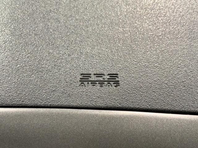 フィットハイブリッド ＲＳ　１年保証　ナビ　ＴＶ　Ｒカメラ　ＤＶＤ　ＥＴＣ　ＨＩＤ　ＶＳＡ　クルコン　アルミ　スマ－トキ－　スペアキ－　盗難防止装置　整備記録簿　ドアバイザ－　Ｗエアバッグ　ＡＡＣ　スマキ－　Ｂカメ　キーフリー（23枚目）