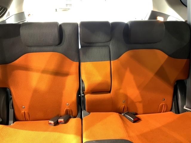 フィットハイブリッド ＲＳ　１年保証　ナビ　ＴＶ　Ｒカメラ　ＤＶＤ　ＥＴＣ　ＨＩＤ　ＶＳＡ　クルコン　アルミ　スマ－トキ－　スペアキ－　盗難防止装置　整備記録簿　ドアバイザ－　Ｗエアバッグ　ＡＡＣ　スマキ－　Ｂカメ　キーフリー（33枚目）