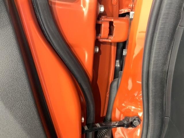 フィットハイブリッド ＲＳ　１年保証　ナビ　ＴＶ　Ｒカメラ　ＤＶＤ　ＥＴＣ　ＨＩＤ　ＶＳＡ　クルコン　アルミ　スマ－トキ－　スペアキ－　盗難防止装置　整備記録簿　ドアバイザ－　Ｗエアバッグ　ＡＡＣ　スマキ－　Ｂカメ　キーフリー（42枚目）